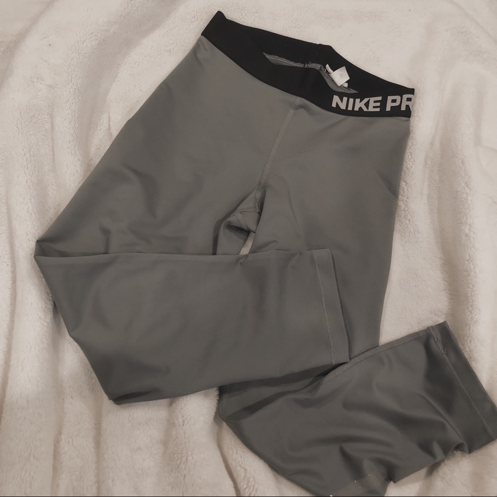 NIKE PRO 🤍